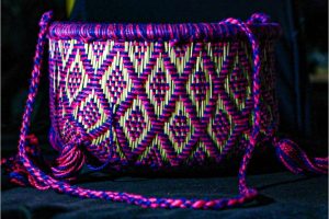 Cesto Tapayuna roxo